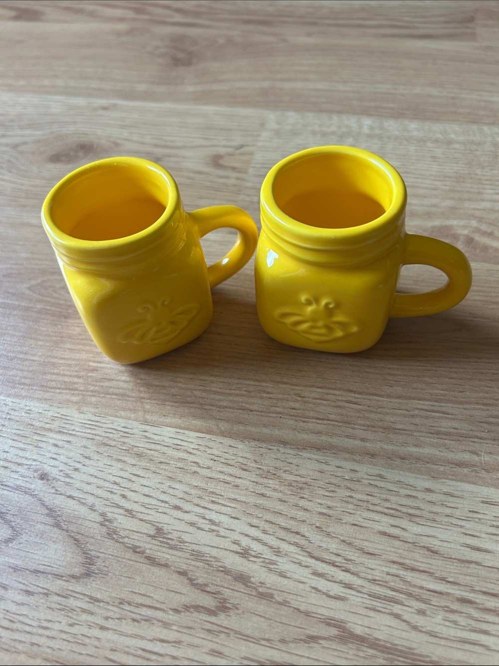 Yellow Ceramic Bee Accent Mug Set - Home Accents Decor